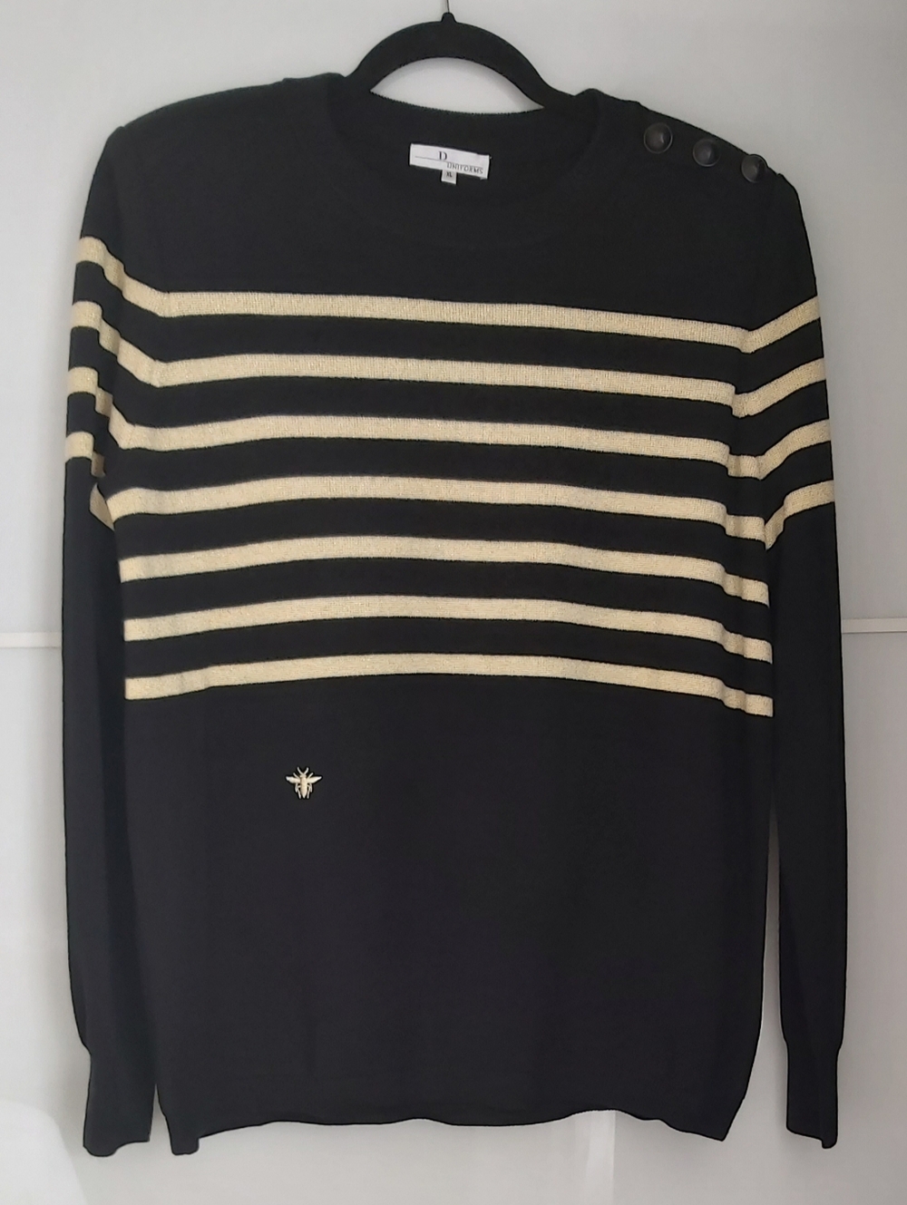 Dior Uniforms Women's Sweater Size XL.